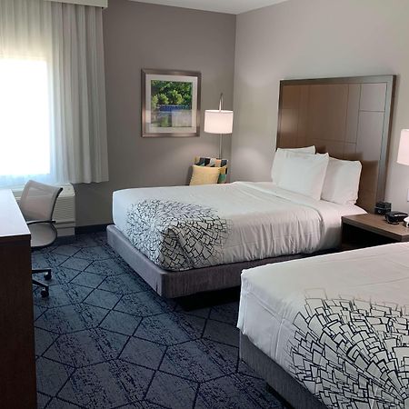 La Quinta Inn & Suites By Wyndham Round Rock Near Kalahari Exteriér fotografie