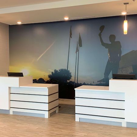 La Quinta Inn & Suites By Wyndham Round Rock Near Kalahari Exteriér fotografie