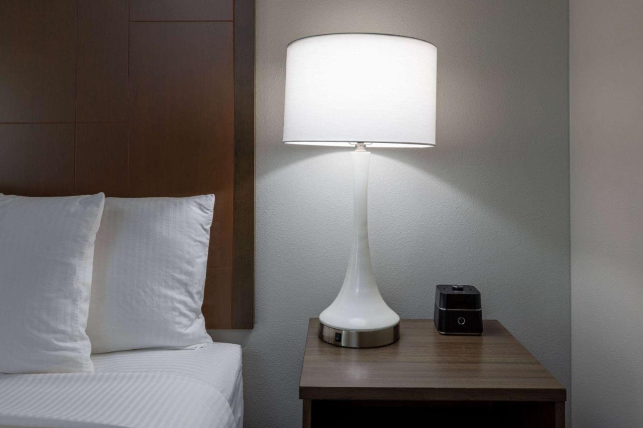 La Quinta Inn & Suites By Wyndham Round Rock Near Kalahari Exteriér fotografie