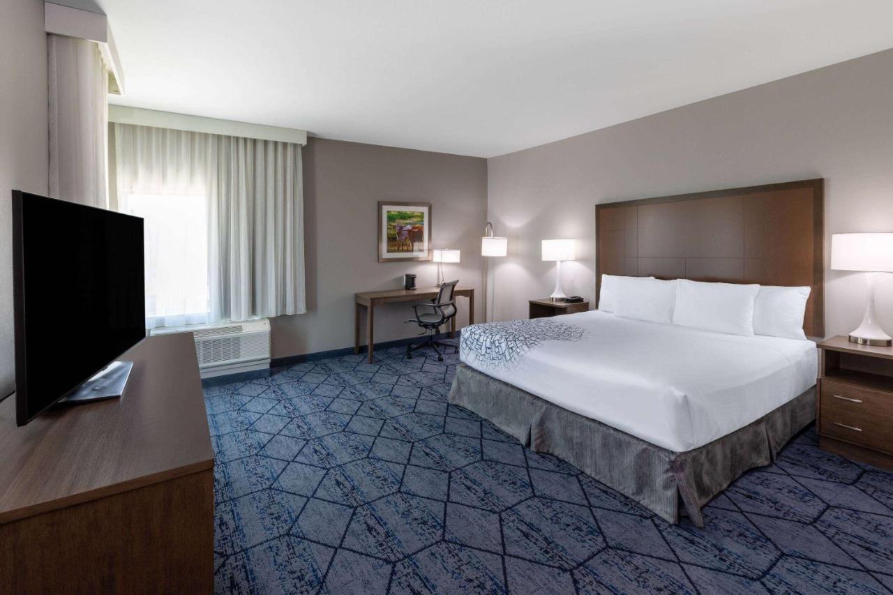 La Quinta Inn & Suites By Wyndham Round Rock Near Kalahari Exteriér fotografie