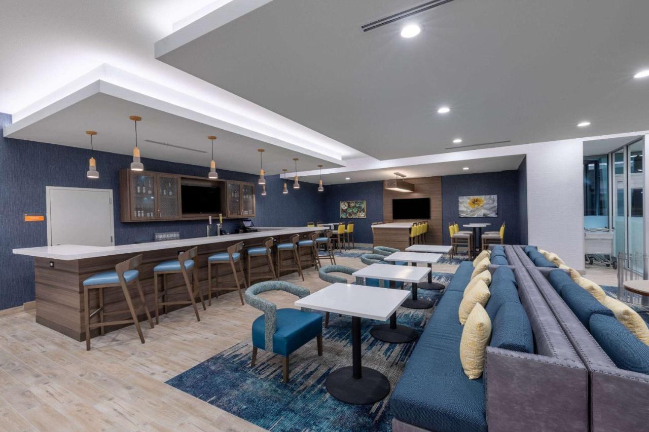 La Quinta Inn & Suites By Wyndham Round Rock Near Kalahari Exteriér fotografie